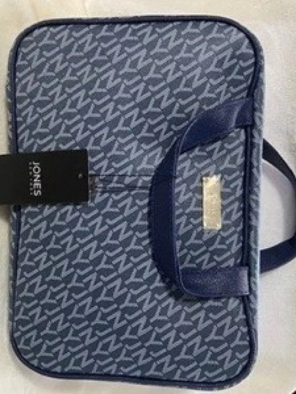 Jones New York ~ Travel Cosmetic Bag ~ Blue/Grey ~ Full Zip ~ 2 Handles ~ NWT